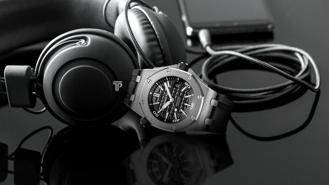 Royal Oak Offshore chronograph in steel with Mega Tapisserie dial and octagonal bezel