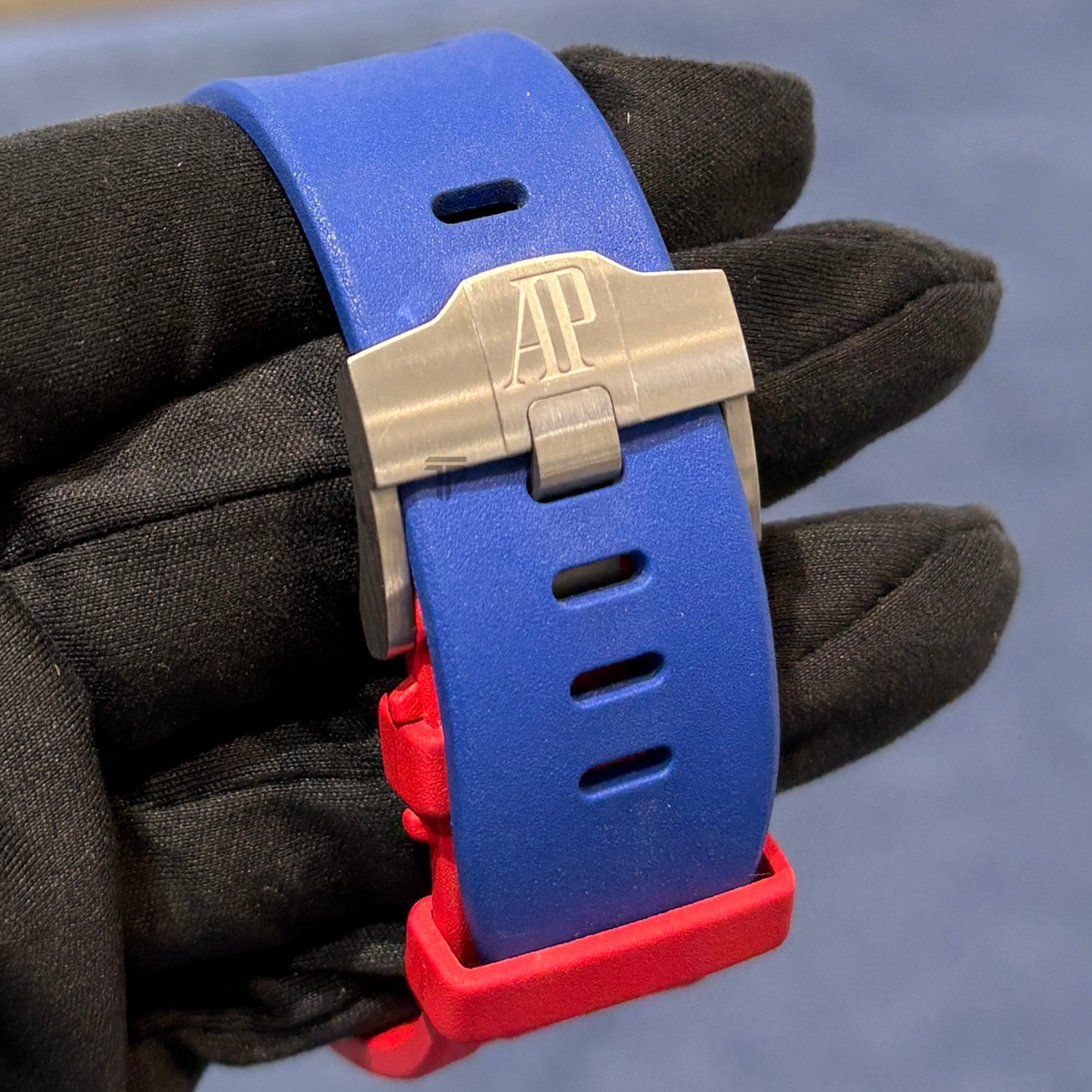 Audemars Piguet Ref. 26400SO.OO.A502CA.01 42MM Stainless Steel USA Edition (Red/Blue) Offshore with Blue Ceramic Bezel