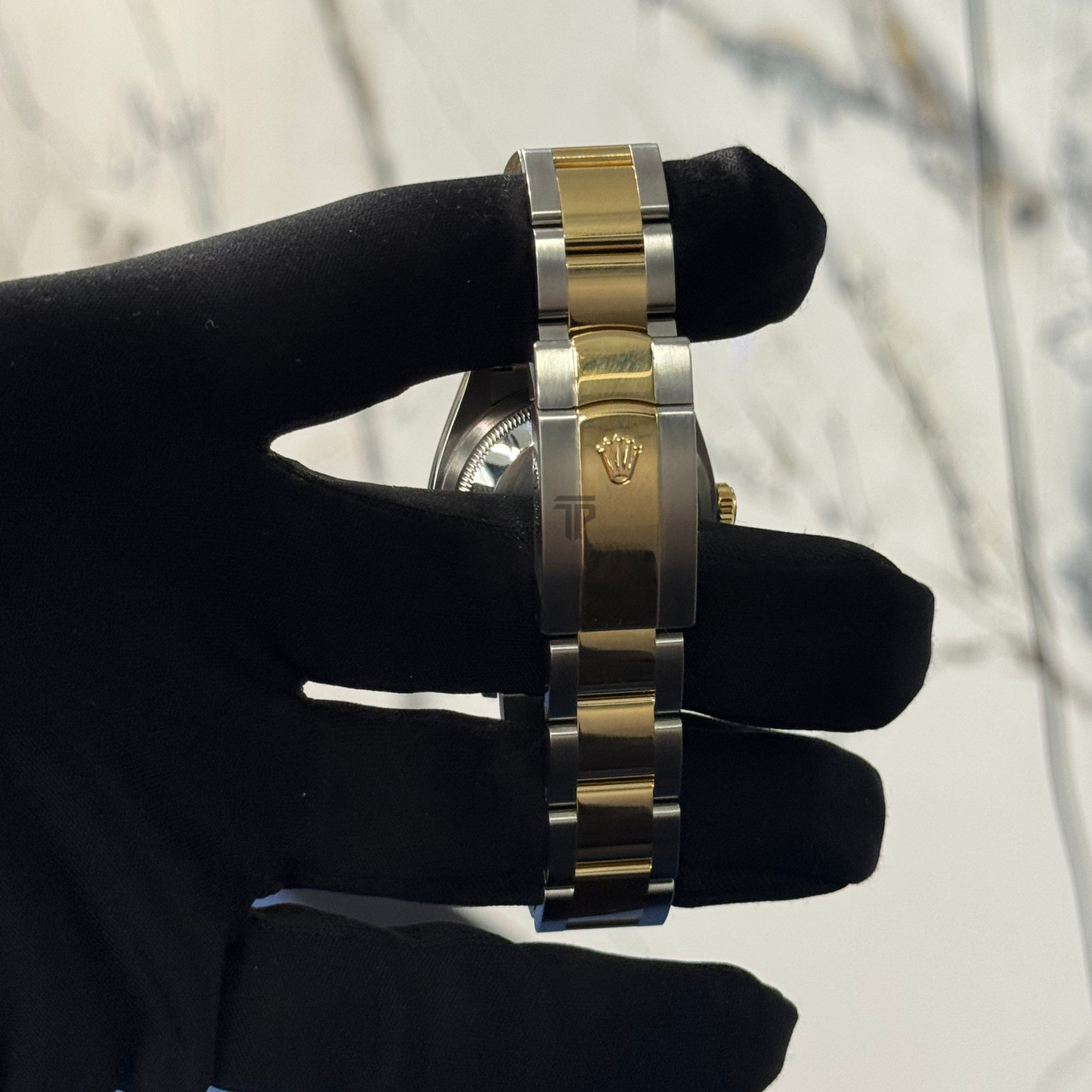 Rolex Datejust Ref. 126233 36mm Two Tone SS/YG on oyster Palm Motif