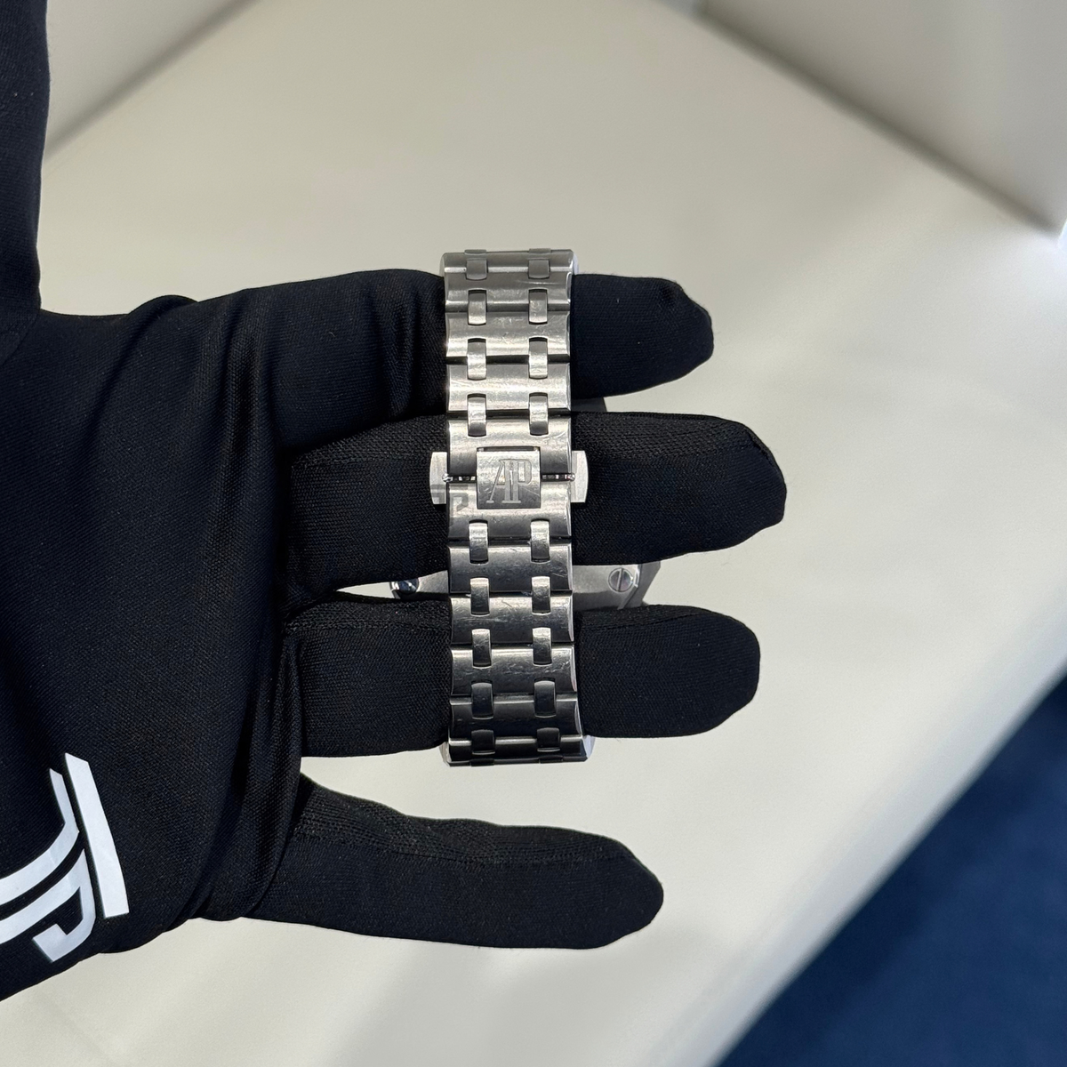 Audemars Piguet Offshore Ref. 26170TI.OO.100TI.01 42MM Titanium Grey Dial on Bracelet