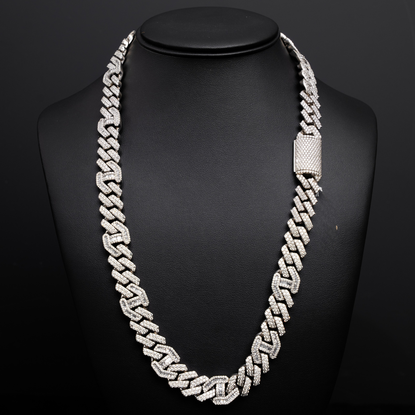 10k White Gold Iced Out Cuban Link Chain - approx 224.2 grams - 21 carats - 24 inches