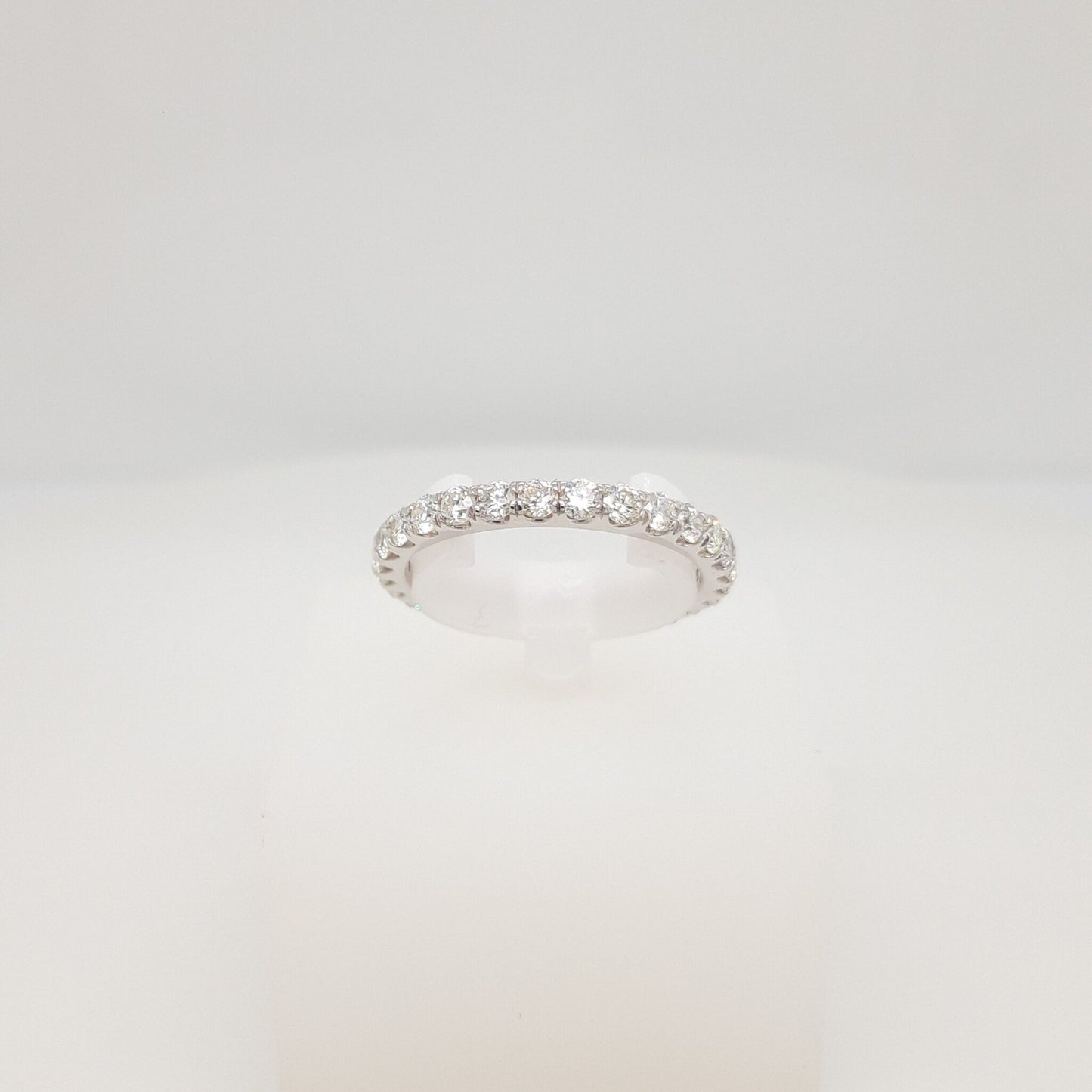 Ladies Diamond Ring 1.10 Carats