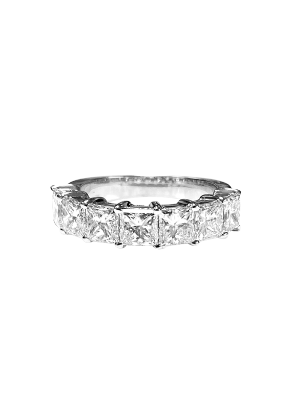 Ladies Diamond Ring 3.01 Carats