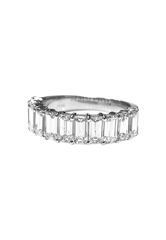 Ladies Diamond Ring 2.81 Carats
