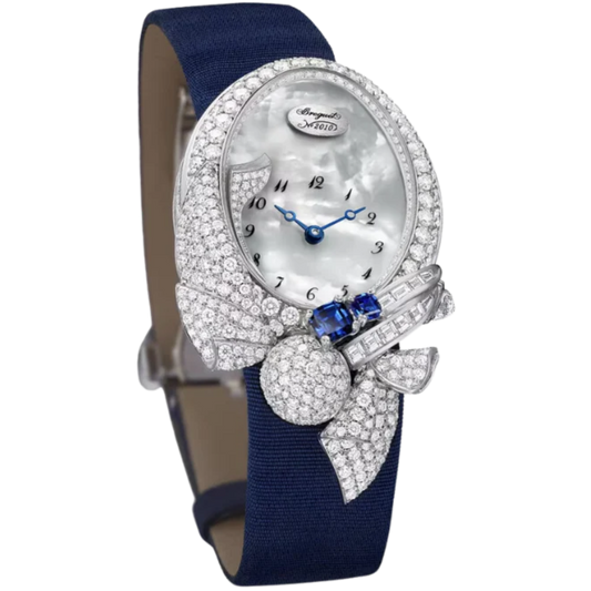LES VOLANTS DE LA REINE GJ28BB8924DDS8 34 MM WHITE GOLD WITH MOTHER OF PEARL DIAL