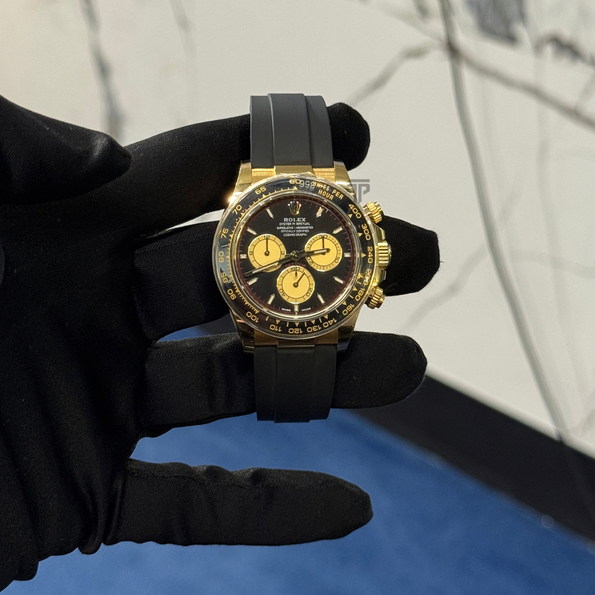 Rolex Daytona Ref. 126518LN Yellow Gold on Oysterflex Paul Newman Dial (Black Dial/Gold Subdials)