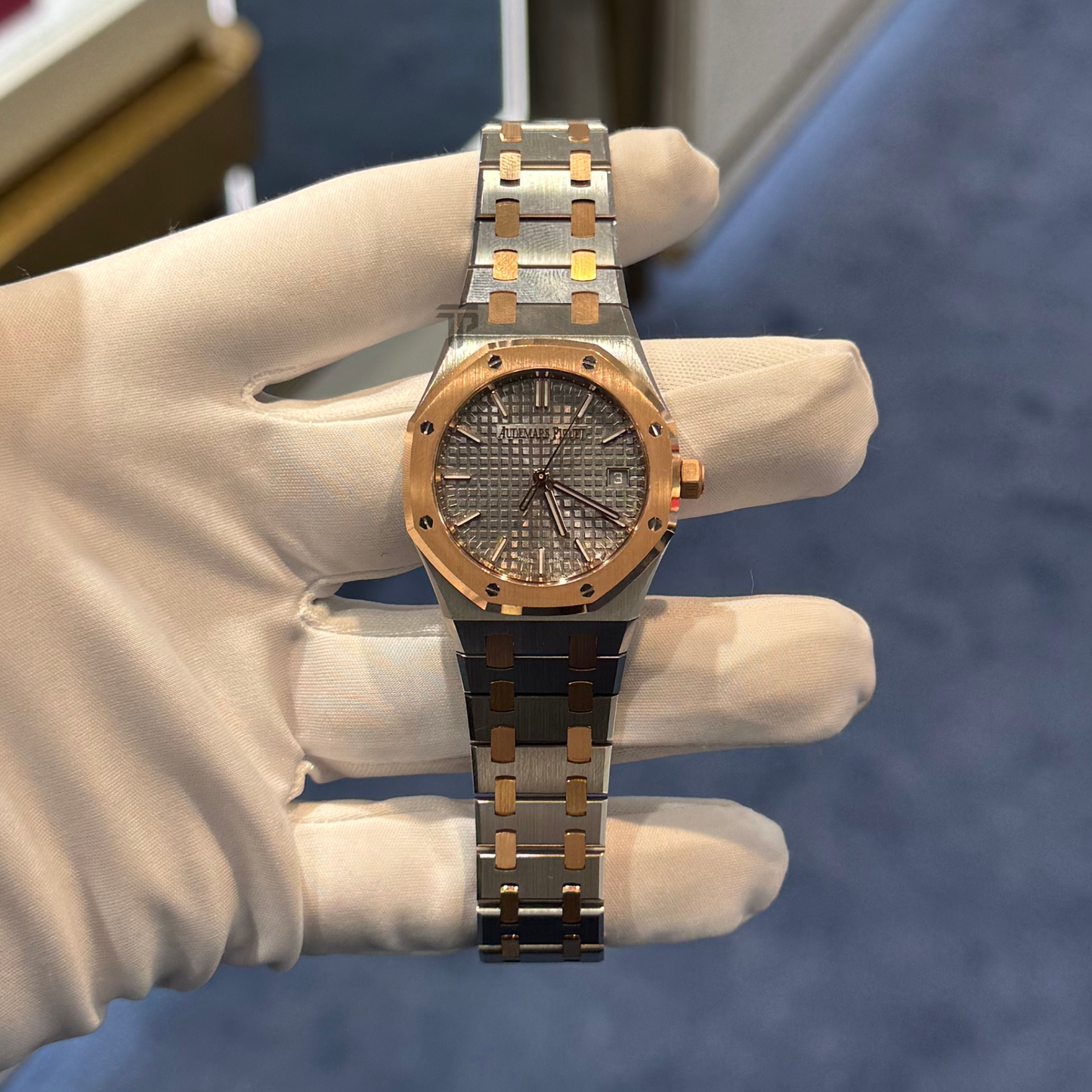 Audemars Piguet Royal Oak Ref. 77450SR.OO.1361SR.03 34MM Two Tone RG/SS Grey Dial