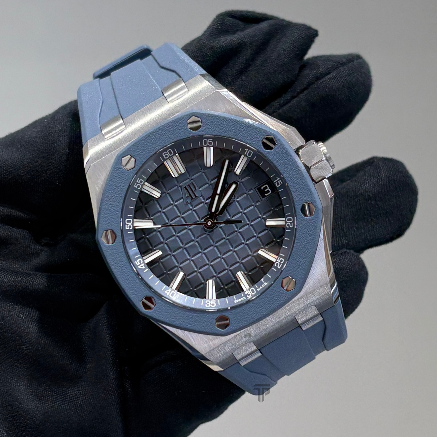 Audemars Piguet Ref. 15605SK.OO.A350CA.01 43MM Stainless Steel Royal Oak Offshore Blue Dial