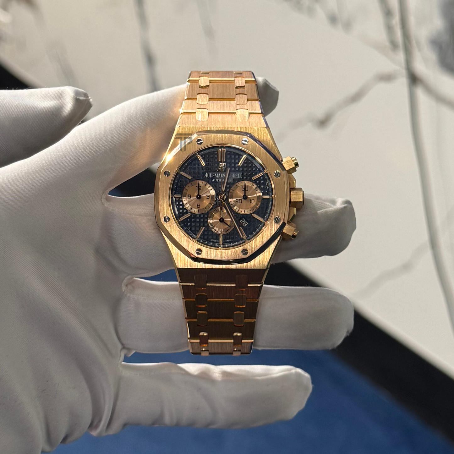Audemars Piguet Royal Oak Ref. 26331OR.OO.1220OR.01 41MM Rose Gold Blue Dial