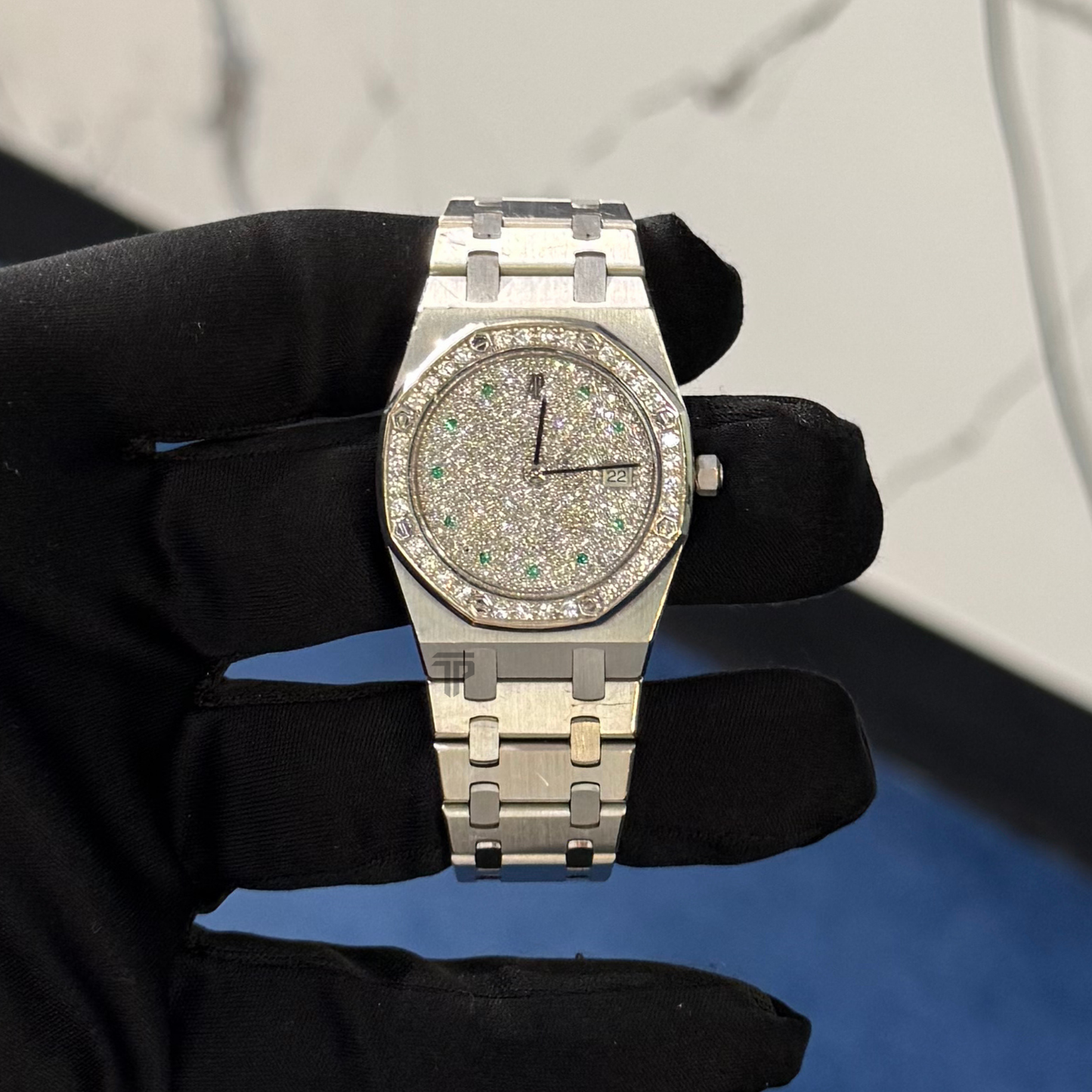 Audemars Piguet Royal Oak Ref. 56342BC.ZZ.0789BC.01 White Gold 33mm Pave Dial Emerald Markers