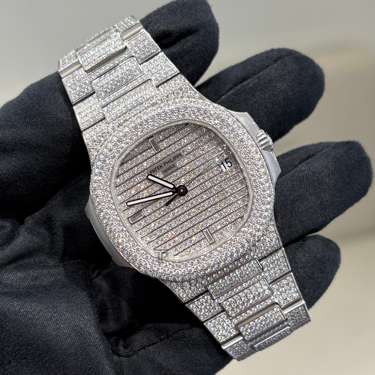Patek Philippe Nautilus Ref. 5719/1G-001 White Gold Full Factory Set