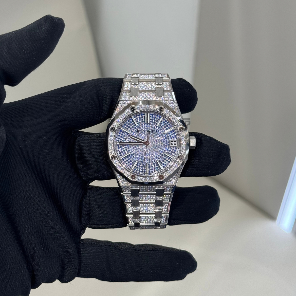 Audemars Piguet Royal Oak Ref. 15512BC.ZZ.1322BC.01 41mm White Gold Royal Oak Full Factory Pave Case and Sapphire Pave Dial (50th Anniversary)