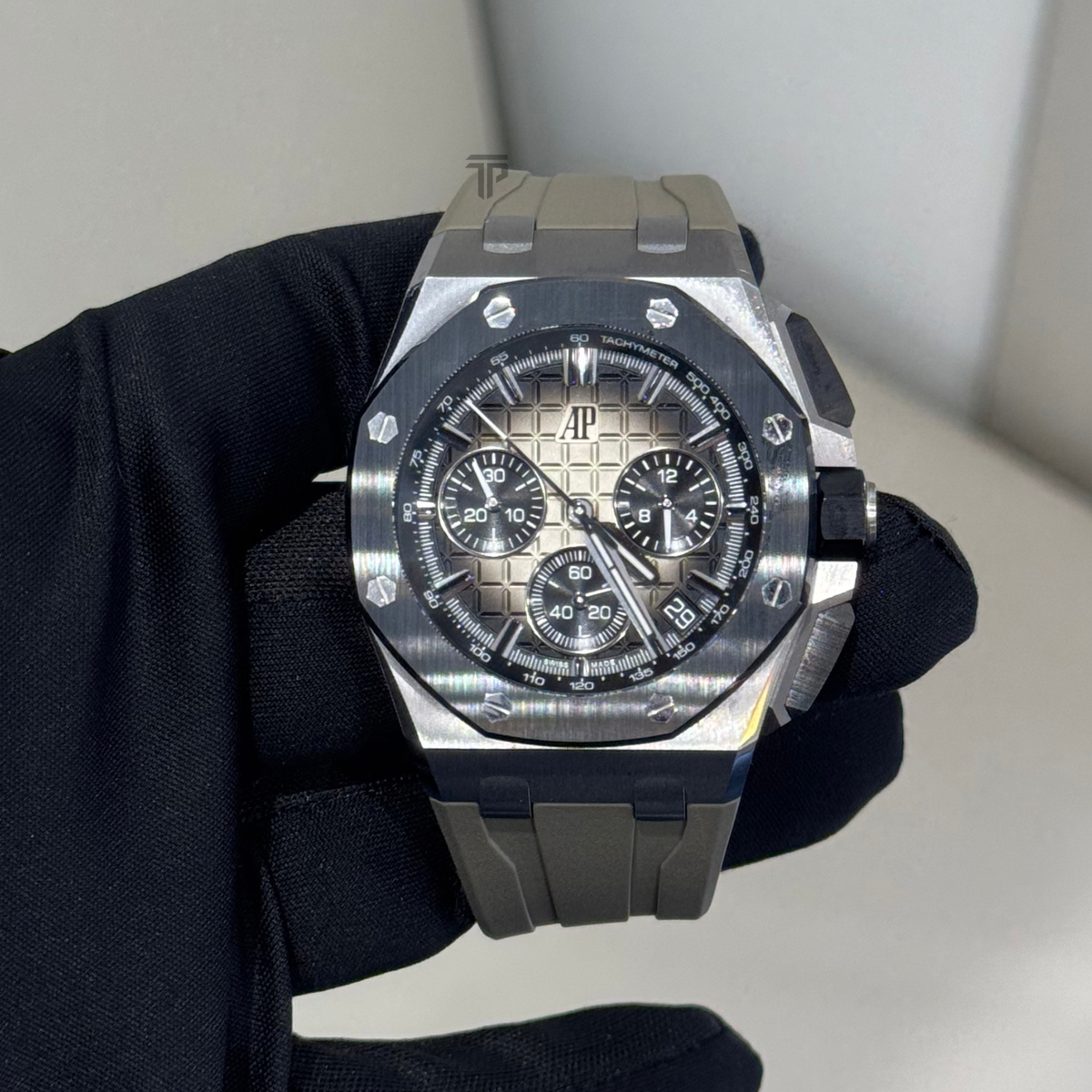 Audemars Piguet Royal Oak Offshore Ref. 26420SO.OO.A600CA.01 43mm Smoke Grey Dial