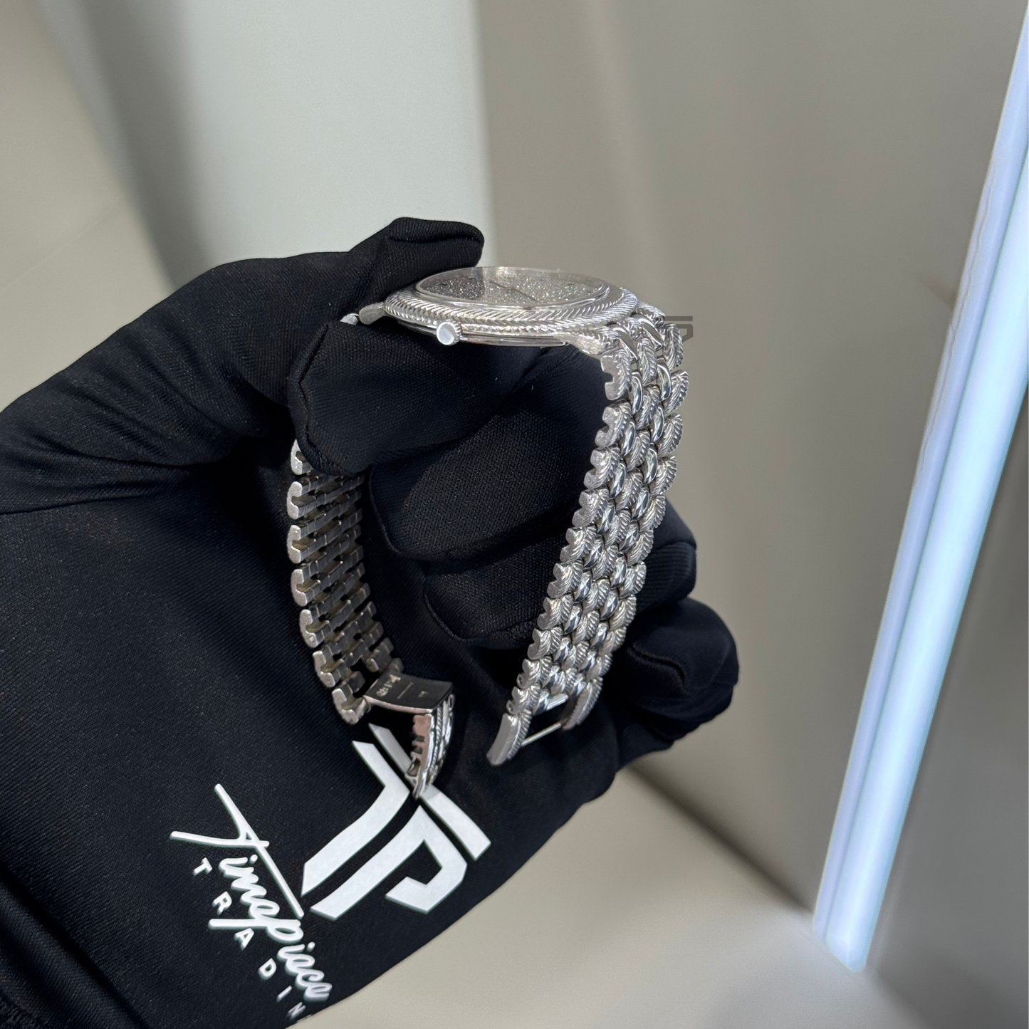 Audemars Piguet "FEATHER" Ref. 56455BC 18KT White Gold Diamond Pave Dial Quarts Sapphire Markers