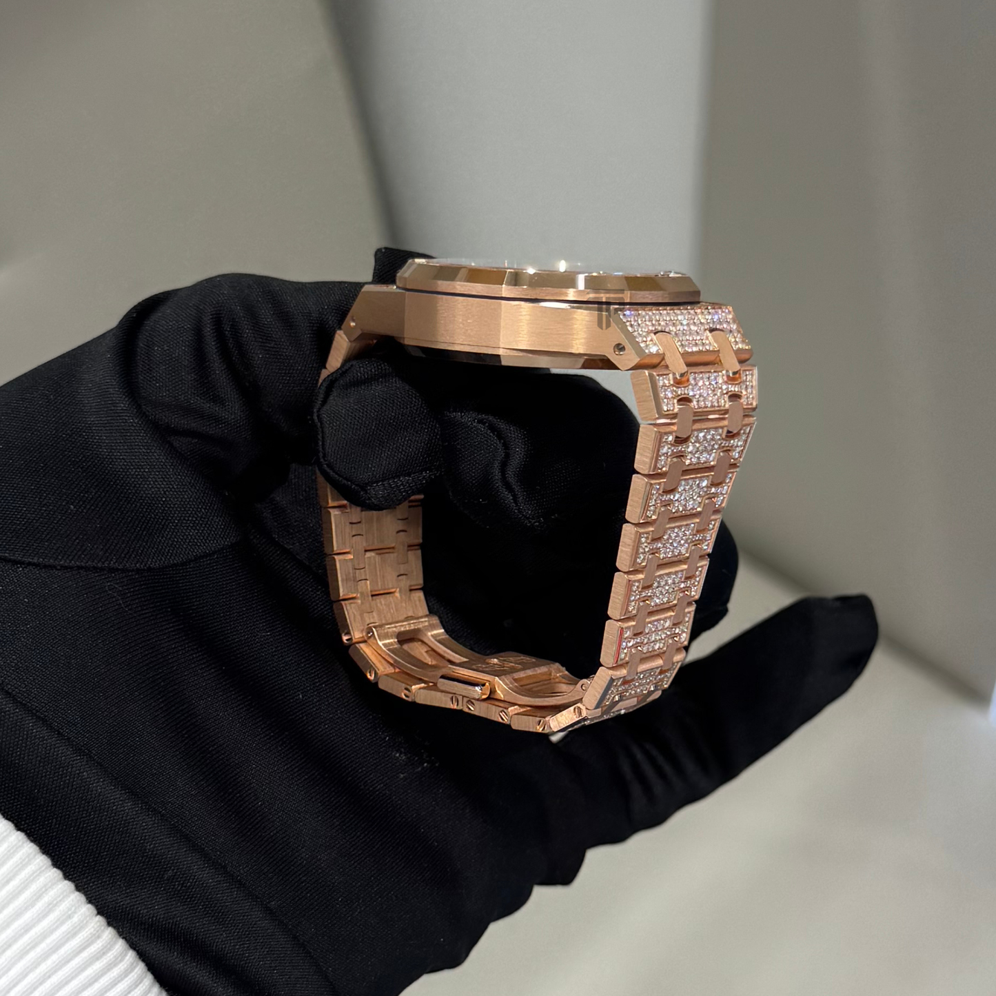 Audemars Piguet Royal Oak Chronograph Ref. 26242OR.ZZ.1322OR.02 41mm Rose Gold Full Factory Pave Case