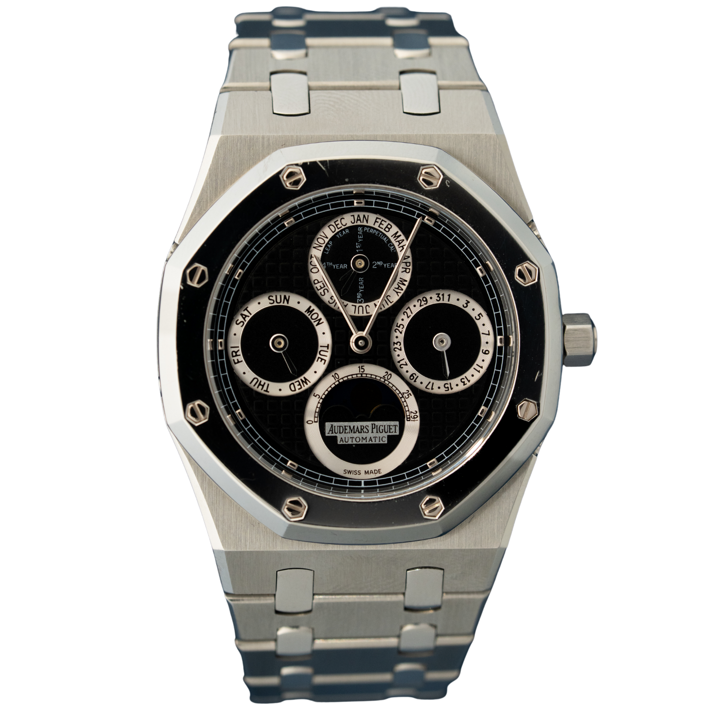 Audemars Piguet Ref. 25820SP.0O.0944SP.02 39mm Black Dial Perpetual Stainless Steel Case Platinum Centerlinks/Bezel