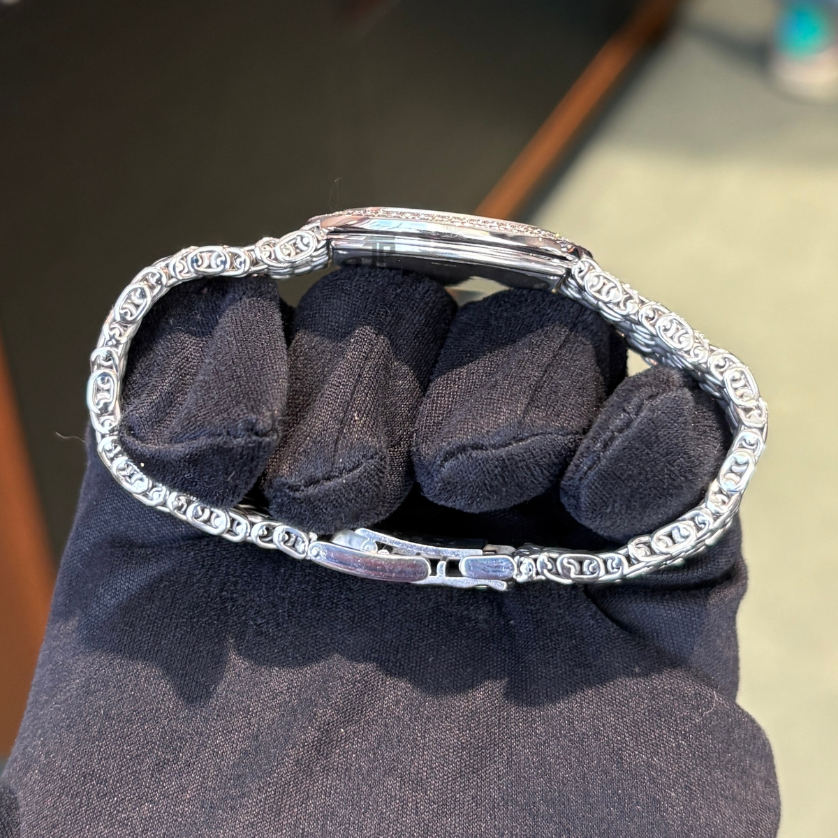 Audemars Piguet "FEATHER" Ref. 56455BC 18KT White Gold Diamond Pave Dial with Diamond Bezel Quarts Sapphire Markers