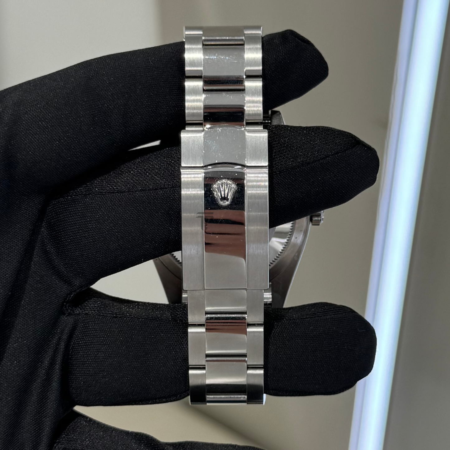 Rolex Skydweller Ref. 326934 Stainless Steel Blue Dial on Oyster