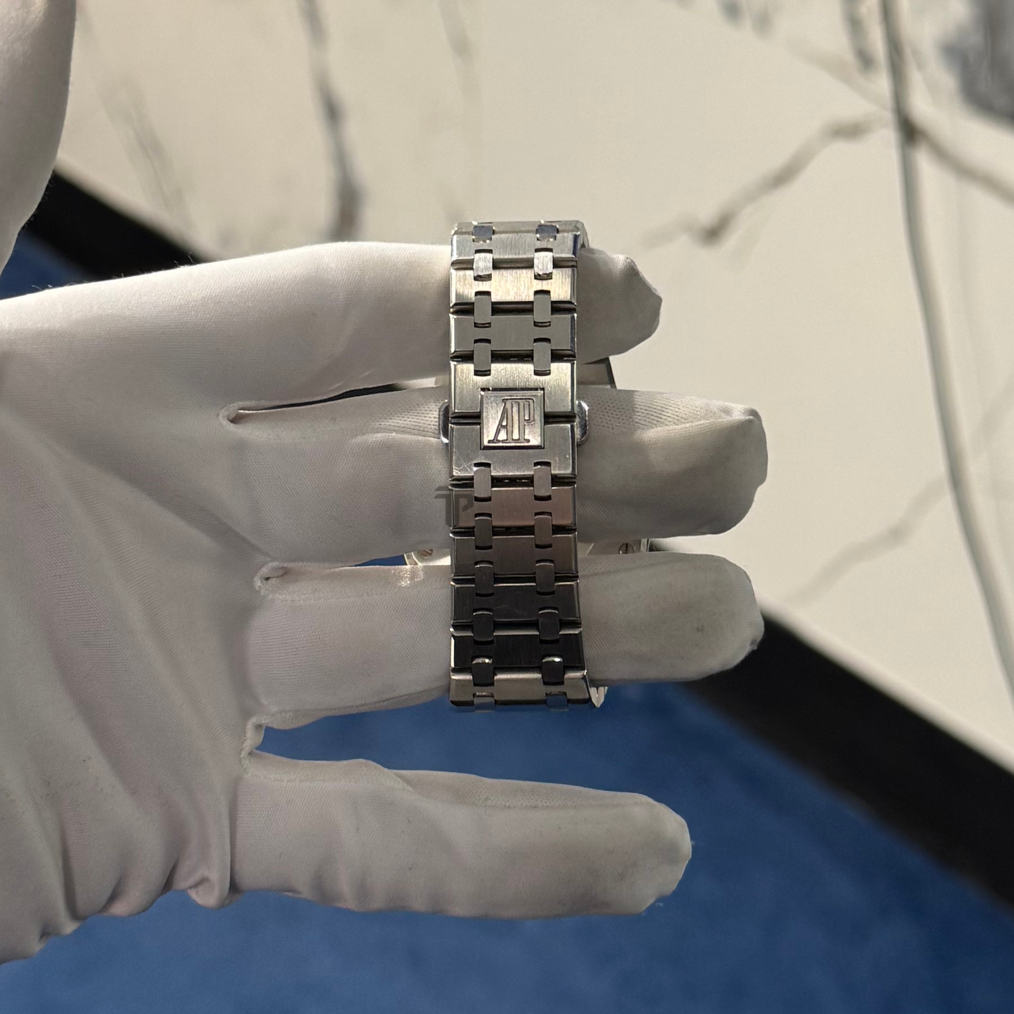 Audemars Piguet Royal Oak Dual Time Ref. 26120ST.OO.1220ST.01 39MM Stainless Steel White Dial