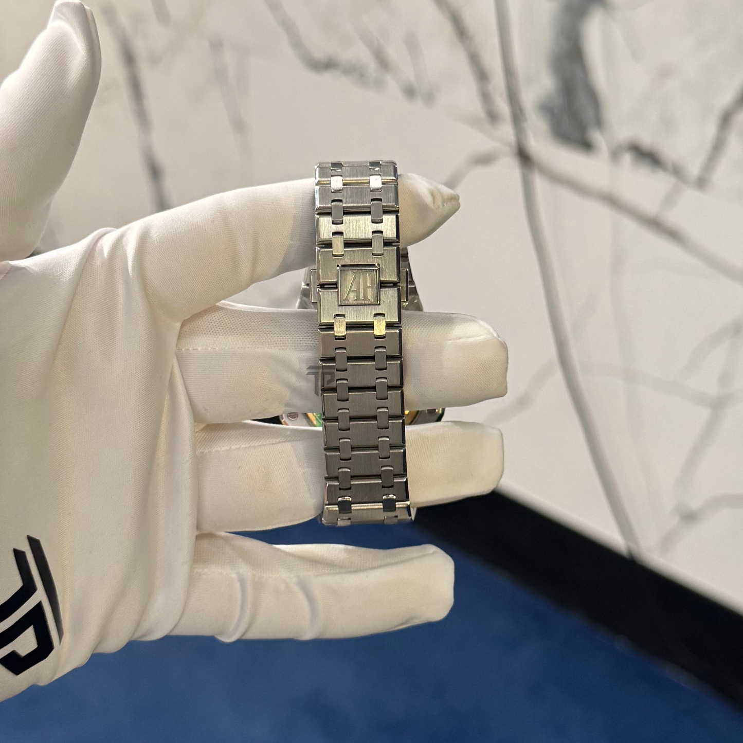 Audemars Piguet Royal Oak Ref. 15500ST.OO.1220ST.03 41MM Stainless Steel  Black Dial