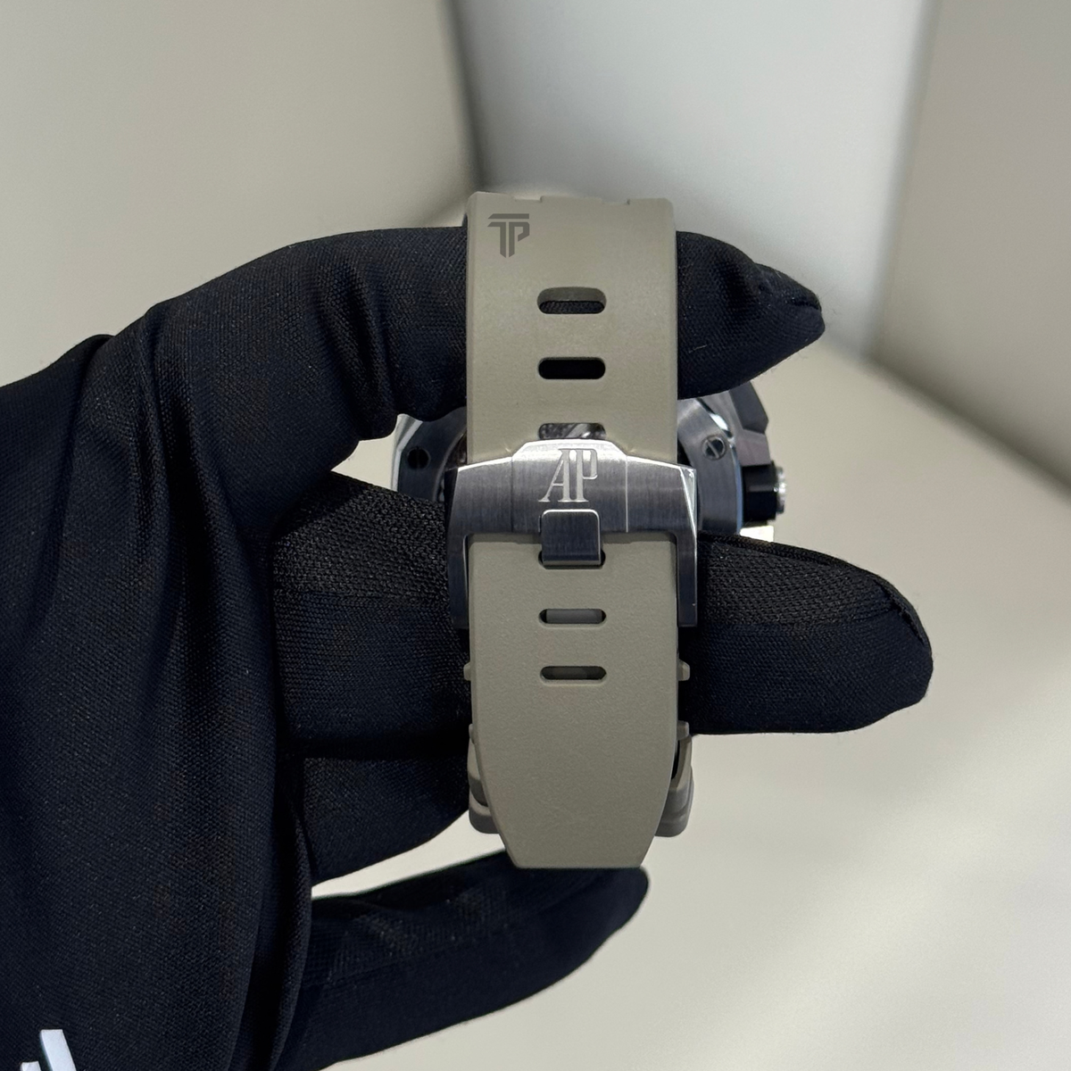 Audemars Piguet Royal Oak Offshore Ref. 26420SO.OO.A600CA.01 43mm Smoke Grey Dial