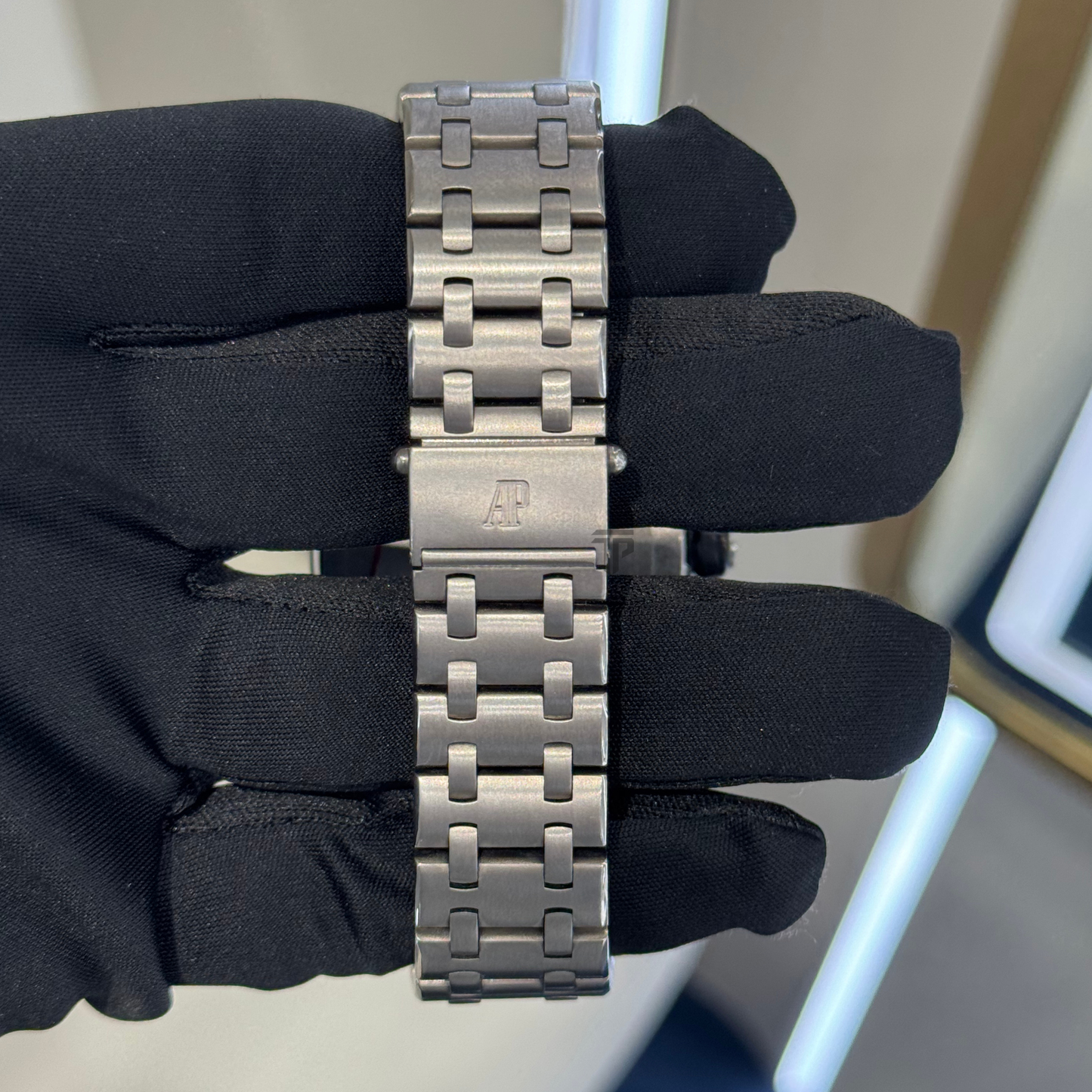 Audemars Piguet Royal Oak Offshore Ref. 25854TI.OO.1150TI.01 Titanium 42MM White Dial