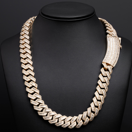 10k Yellow Gold Cuban Link Necklace - Round & Baguettes - 266.35 grams - 31.43 cts - 22 inches