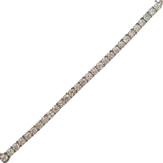 14k White Gold Tennis Bracelet - 29.00 total carat weight - 100 pointer average - 29 stones - 8 inches
