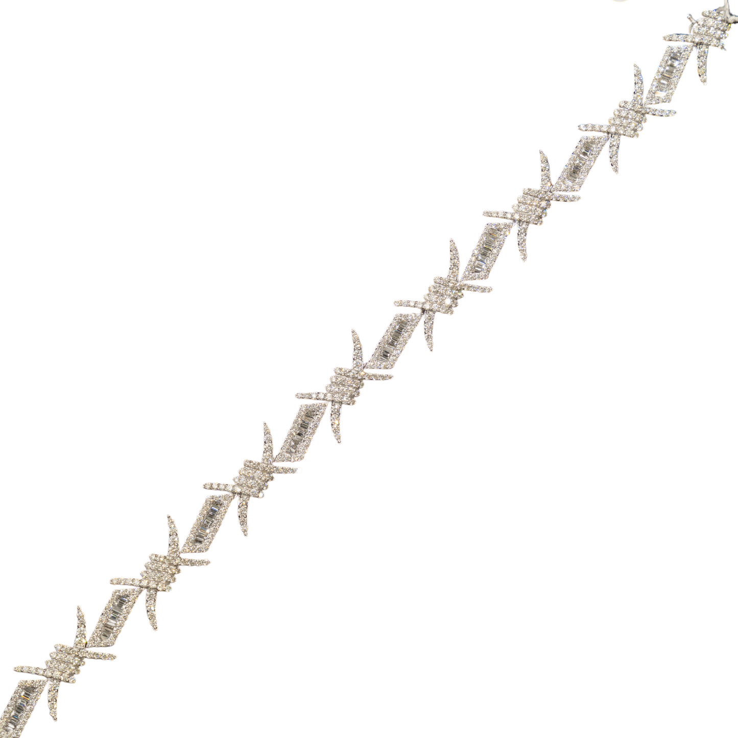 10k White Gold "Thorn" Bracelet - 8.25 inches - 14mm - 33.7 grams - 7.06 cts