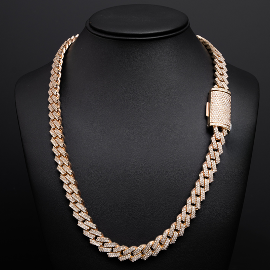 Cuban Link Chain- Yellow Gold  (14KT) (23 INCH) (266.9 Grams Prong Setting) (1,786 Stones * 0.02 : 35.72CTW ) Color G/H Clarity I1