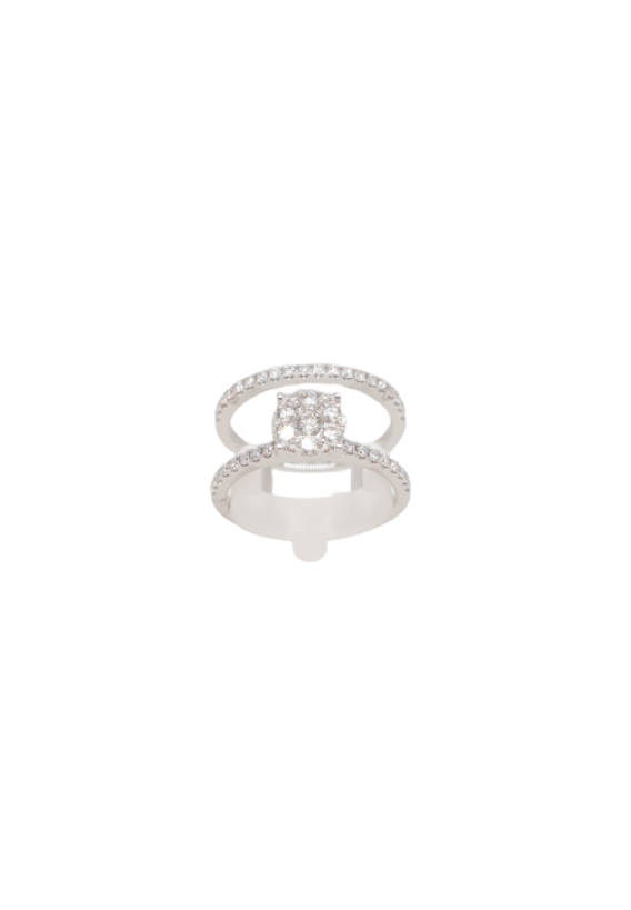 18 Karat White Gold Ladies Diamond Ring With 0.72 Carats